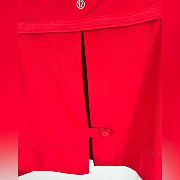 Lululemon Coco Softshell red jacket, Size 8, adjustable sleeves & collar - Picture 14 of 16